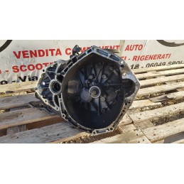 DACIA DUSTER 4x4 SCATOLA CAMBIO DIFFERENZIALE GEARBOX TRASMISSIONE K9K 1.5D