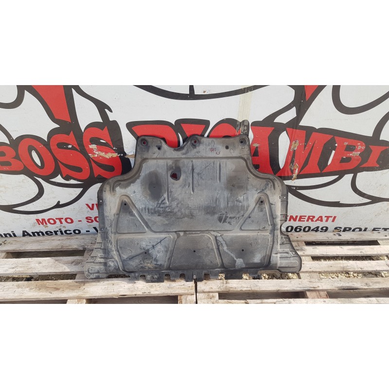 VOLKSWAGEN GOLF 7.5 COPERTURA INFERIORE SOTTOMOTORE PLASTICA PARAMOTORE