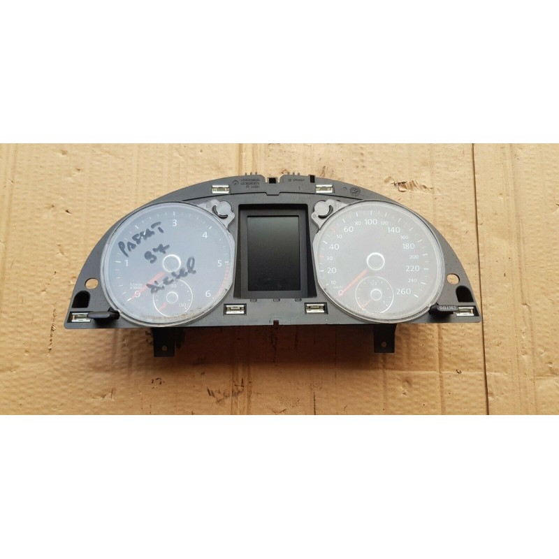 VOLKSWAGEN PASSAT B7 QUADRO STRUMENTI TACHIMETRO DISPLAY CONTACHILOMETRI 1.6D