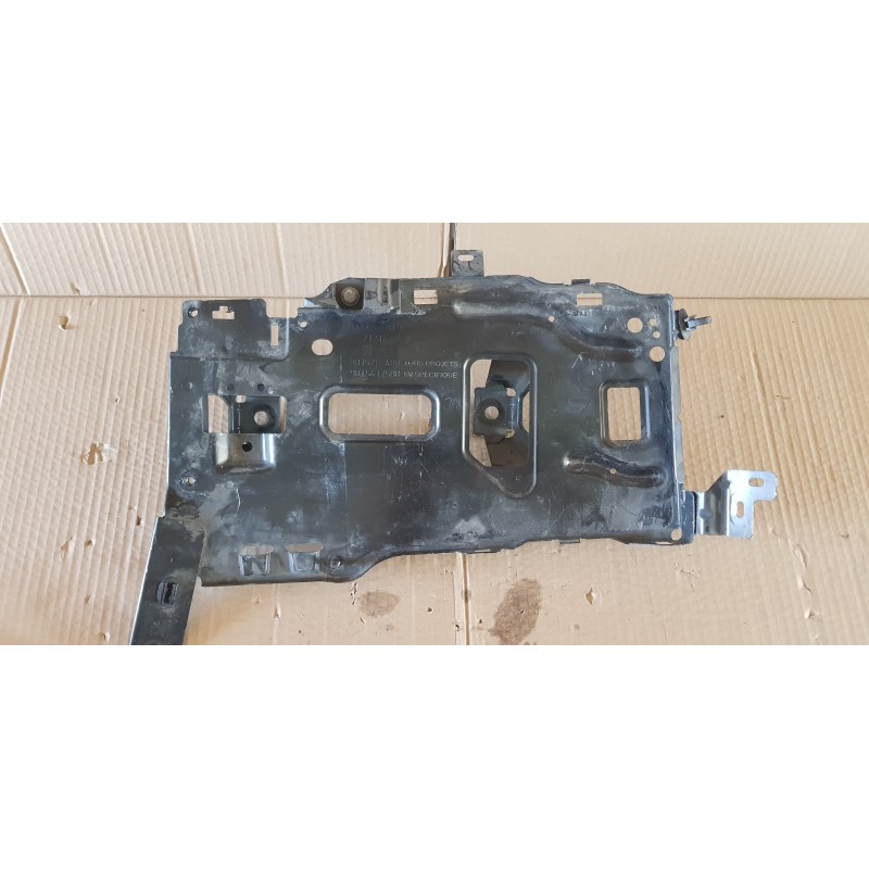 PEUGEOT 3008 2 SERIE SUPPORTO CASSETTO PORTA BATTERIA VANO MOTORE 9815288480