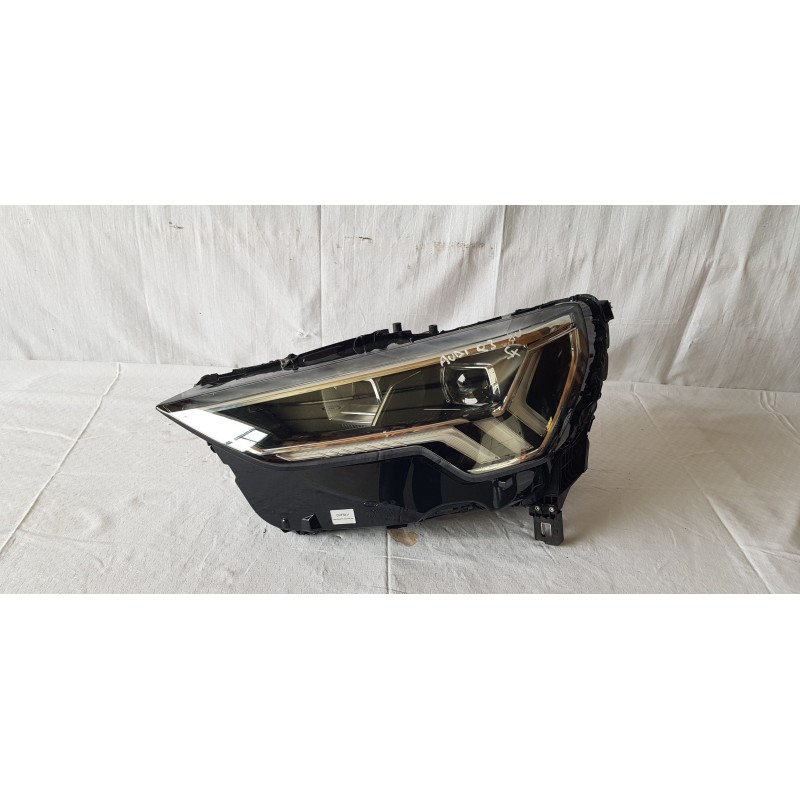 AUDI Q3 F3 FANALE FANALI PROIETTORE FARO FARI ANTERIORE LED 83A941033