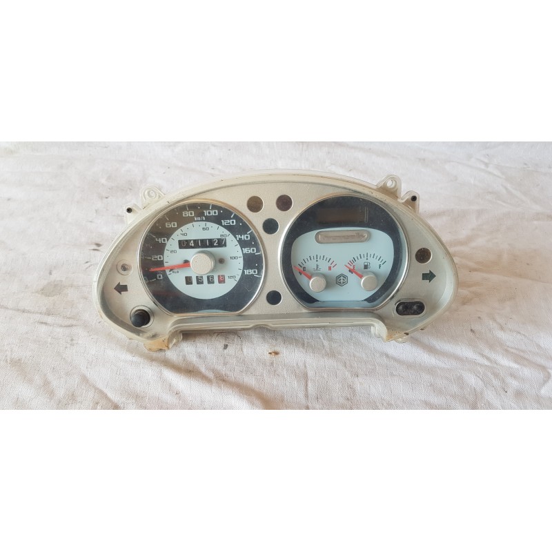 PIAGGIO BEVERLY CRUISER QUADRO STRUMENTI TACHIMETRO CONTACHILOMETRI 584827