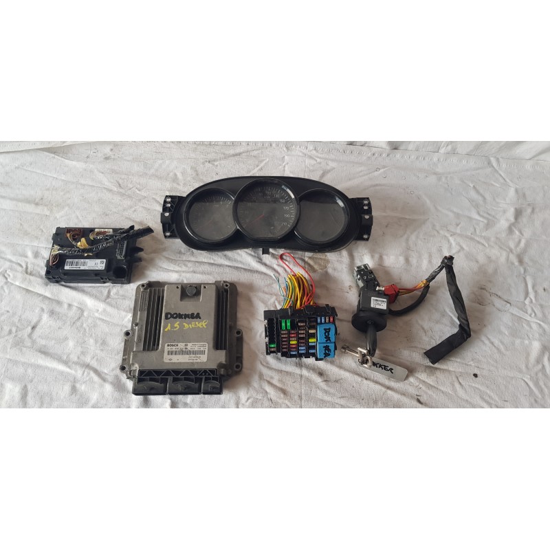 DACIA DOKKER KIT ACCENSIONE AVVIAMENTO ECU CENTRALINA MOTORE BODY CHIAVE 1.5D