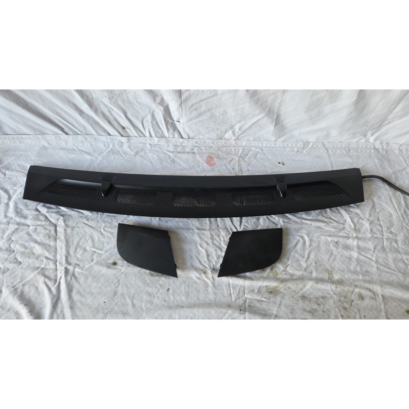 MERCEDES BENZ CLASSE A W169 B W245 GRIGLIA COFANO SOTTOPARABREZZA UGELLI VETRO